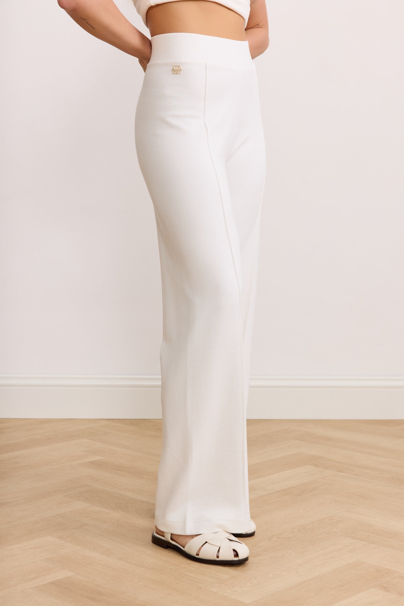 FOREST ESSENTIEL flared pants - Marshmellow