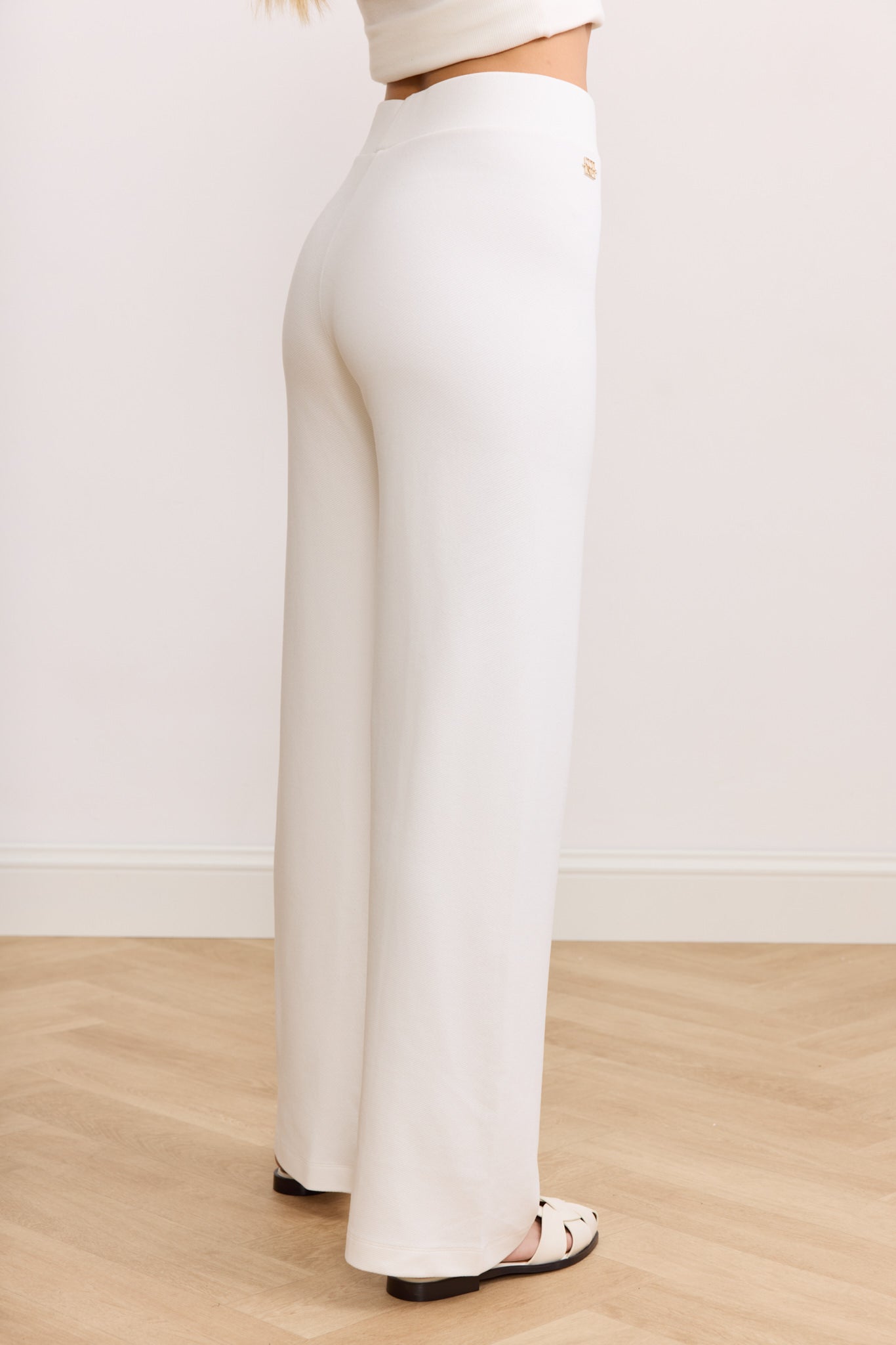 FOREST ESSENTIEL flared pants - Marshmellow