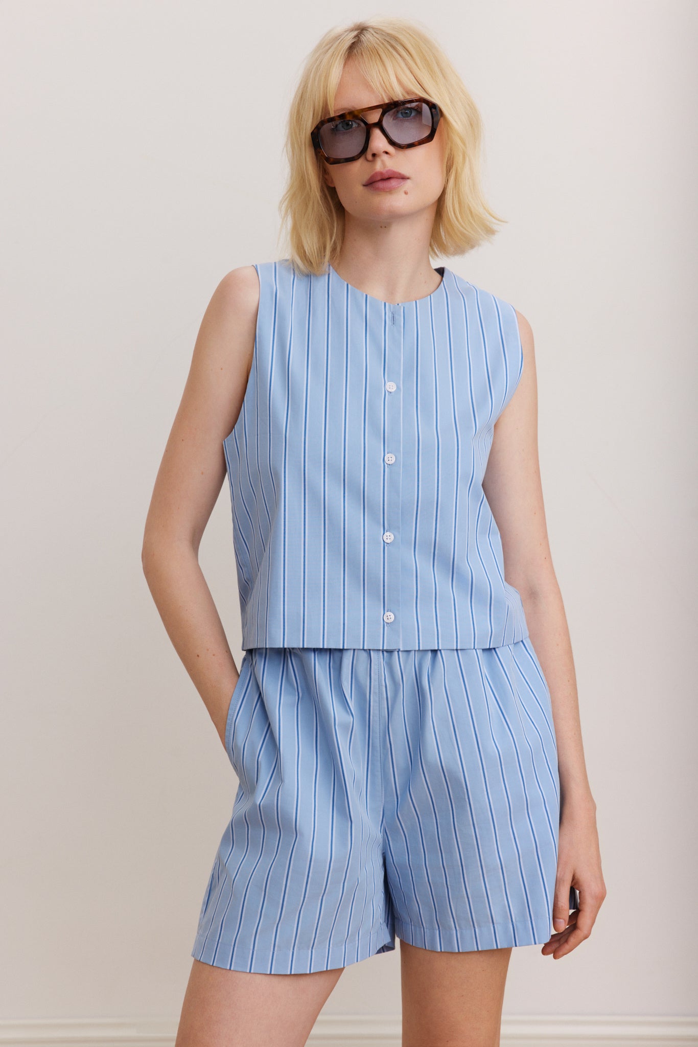 Jada Striped Short - Brilliant Blue