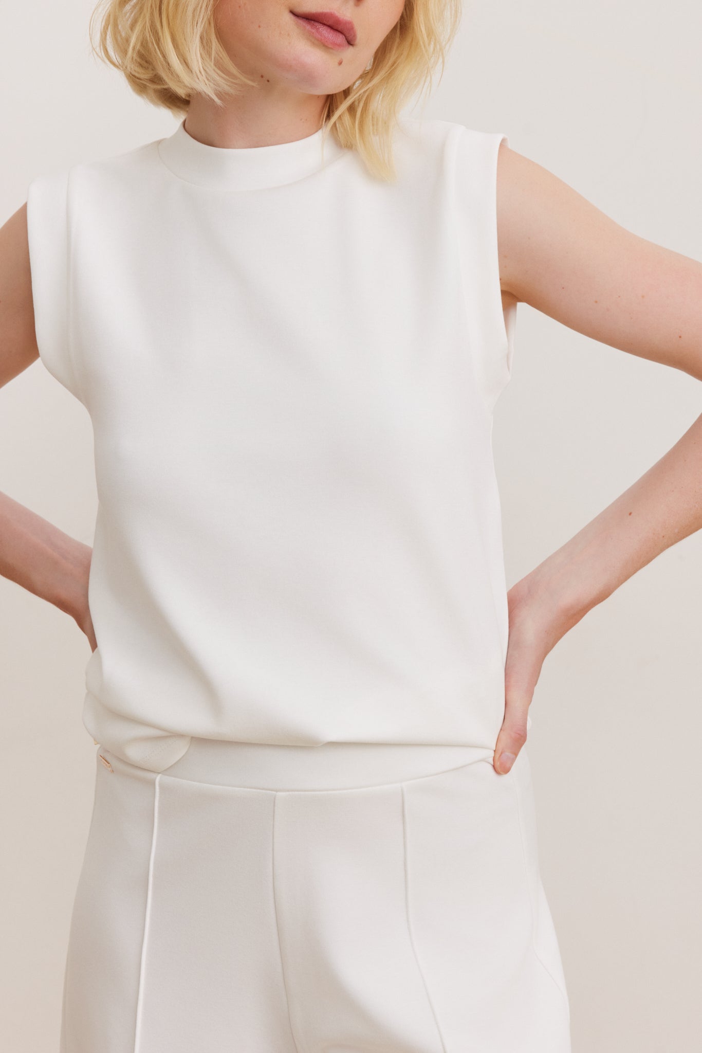 Eva Sleeveless Top - Marshmellow