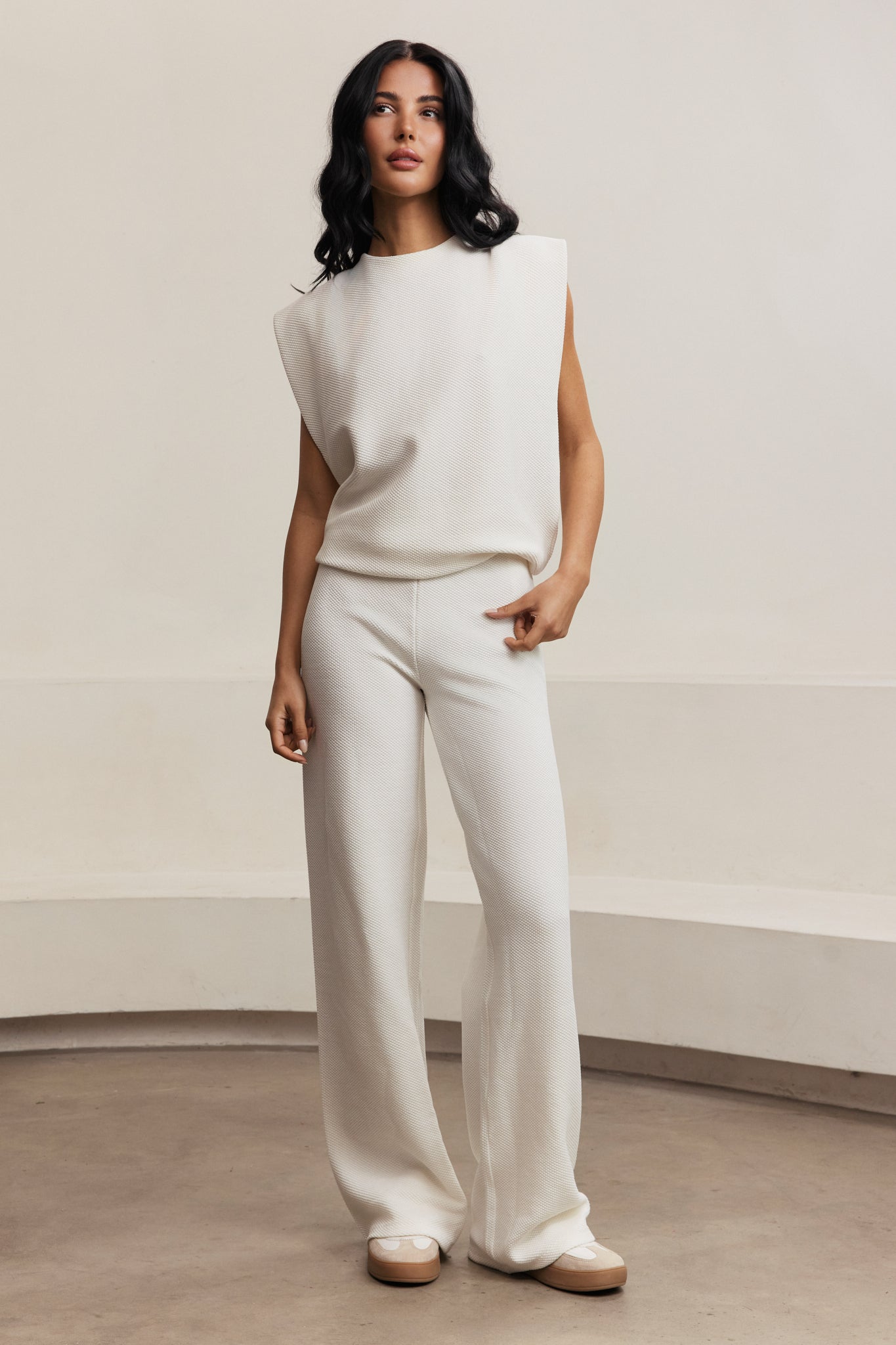 Moon Padded Shoulder Top - Marshmellow