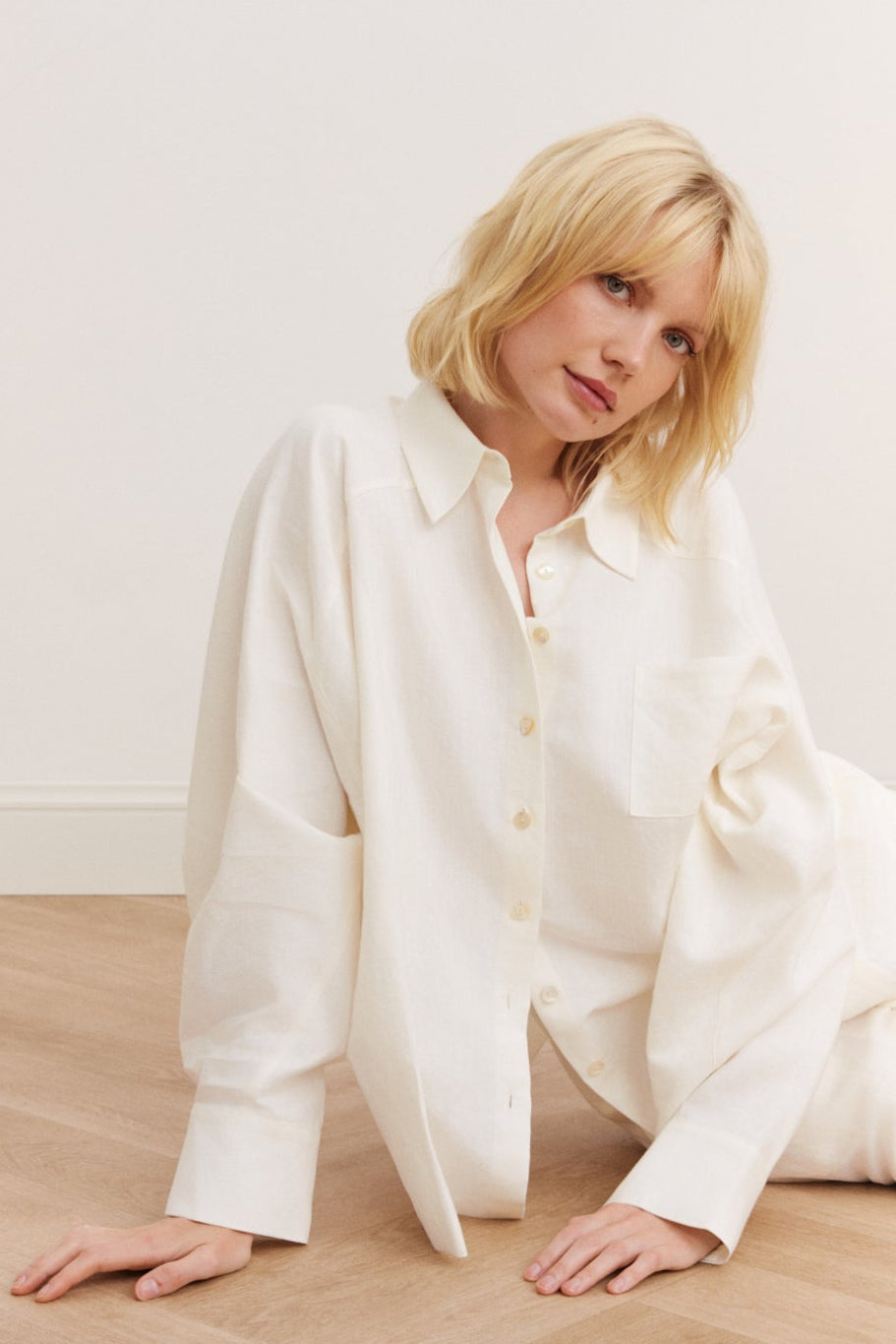 Clover Oversized Linen Blouse - Marshmellow